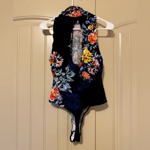 Women’s Free People Pixie Printed Turtleneck Bodysuit | Medium - Picture 6 of 10